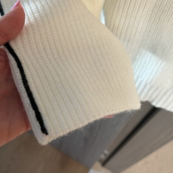 NWT REVOLVE & MINIMALIST lovers COMMENSE white sweater w black piping S - Picture 5 of 10